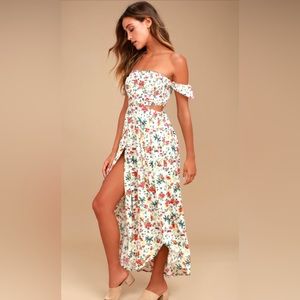 Lulus Easy on the Eyes Cream Floral Print Off-the-Shoulder Maxi Dress size M